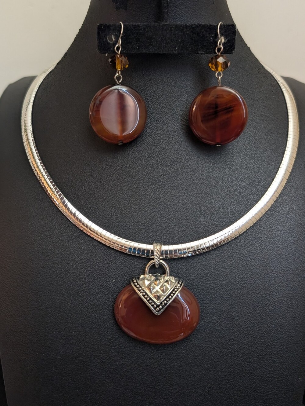 Vintage Carnelian Pendant on Omega Silver Necklace & Matching Earrings